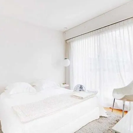 Elegant -1br-2p- Tour-eiffel