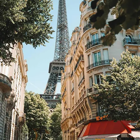 Elegant -1br-2p- Tour-eiffel Paříž